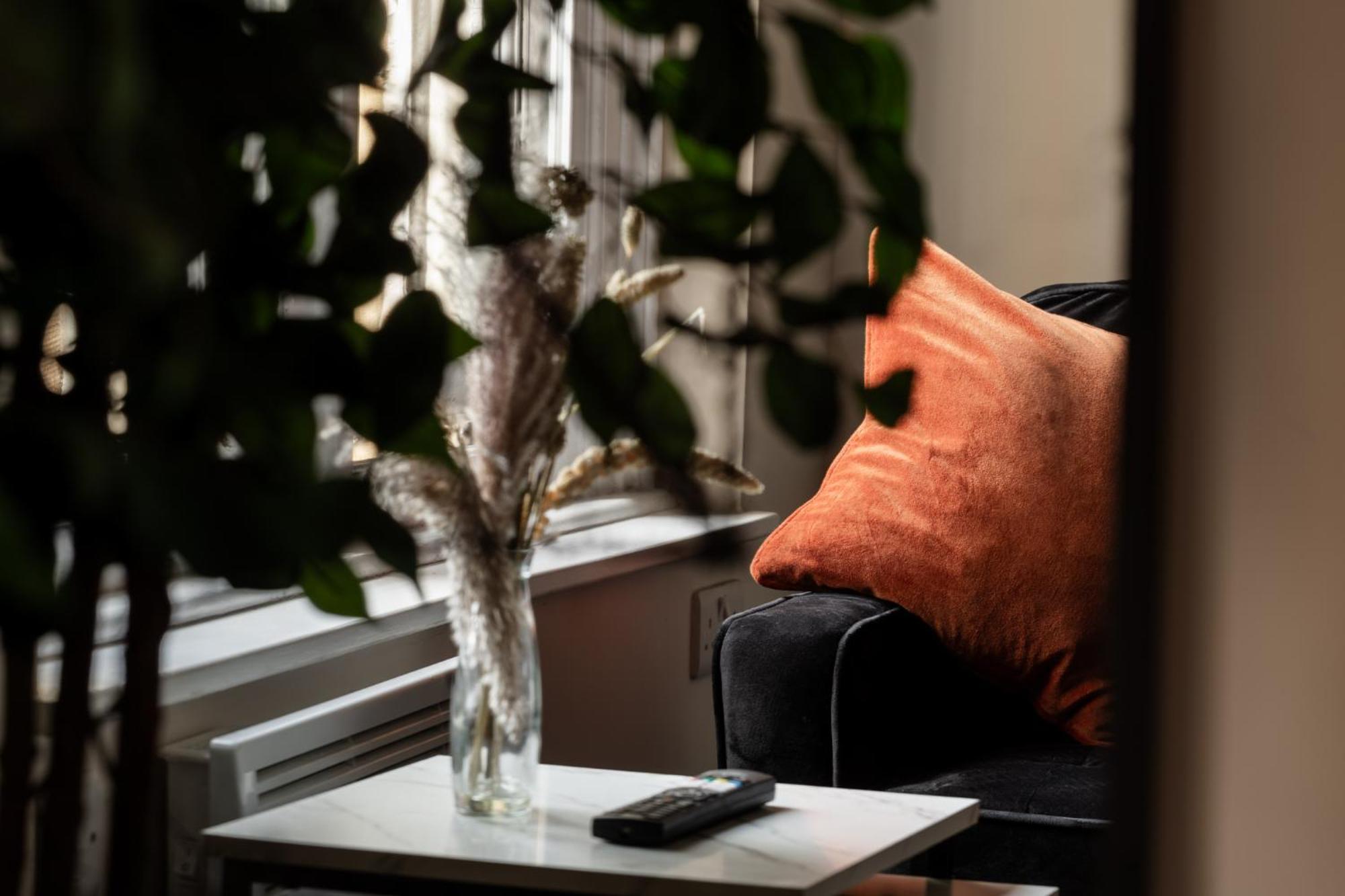 Crown Street Aparthotel ハリファックス エクステリア 写真