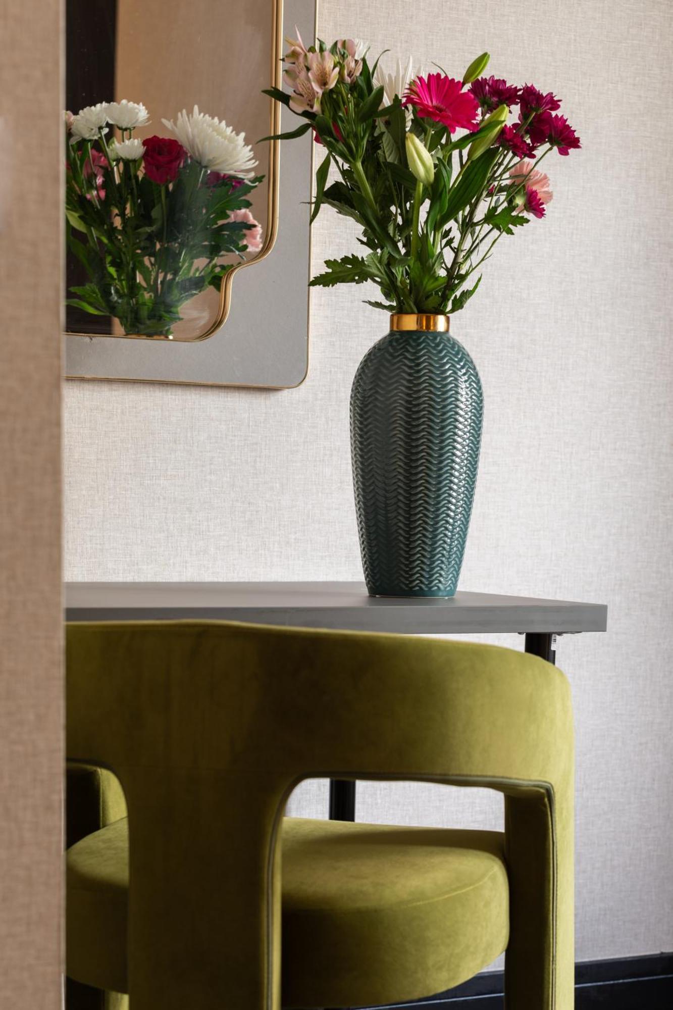 Crown Street Aparthotel ハリファックス エクステリア 写真