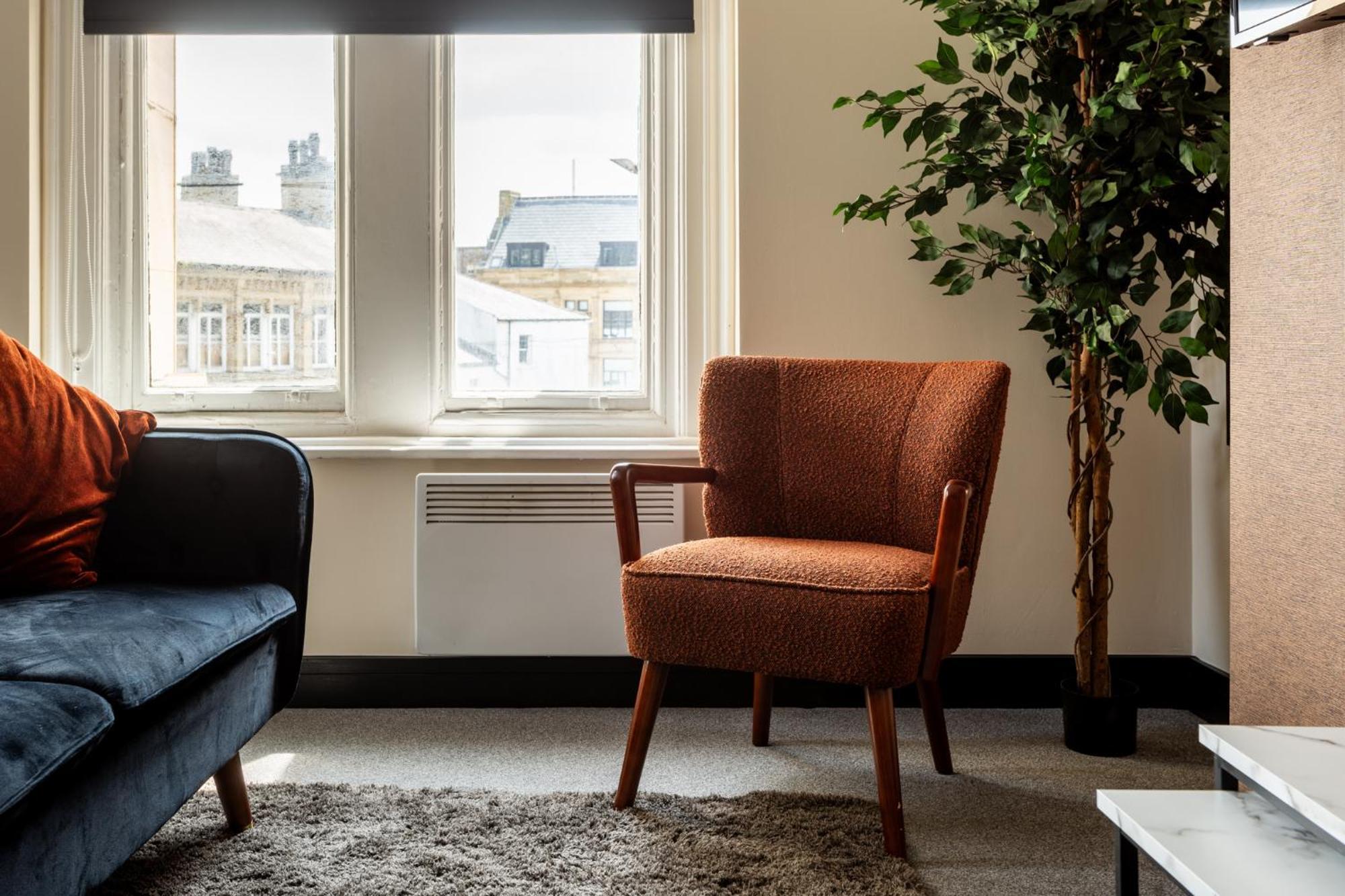 Crown Street Aparthotel ハリファックス エクステリア 写真